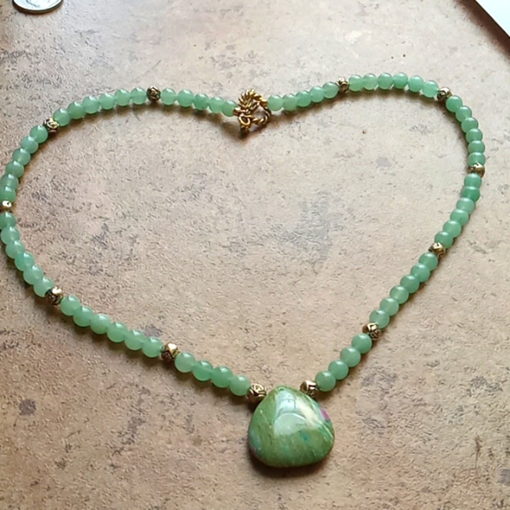 💖MAGNIFICENT!/ GREEN STONE NECKLACE 💕
